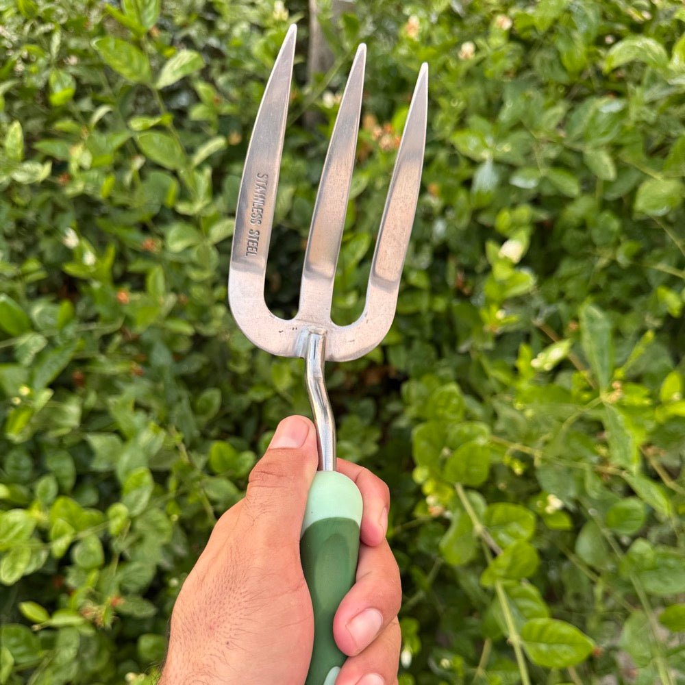 Gardening tool stainless steel with solid grip