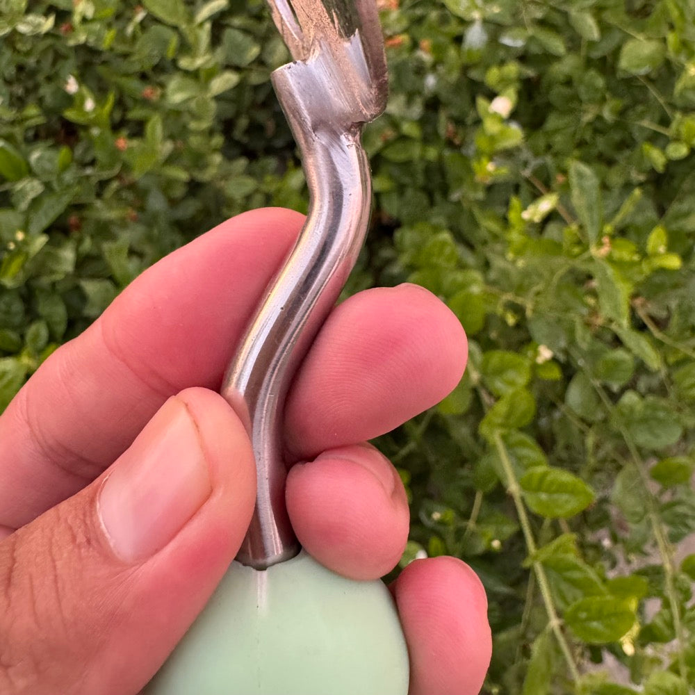 Gardening tool stainless steel with solid grip